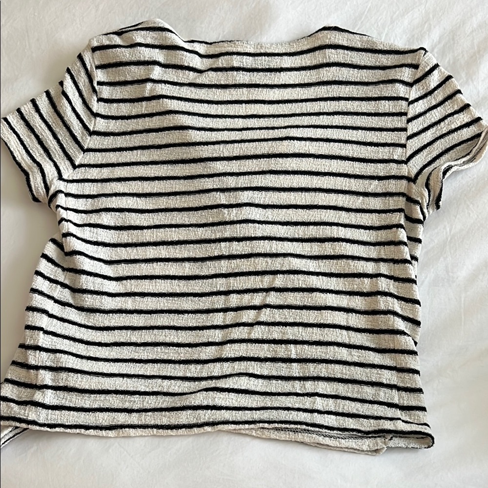 Madewell Black and White Short Sleeve Wrap Tee - Picture 6 of 6